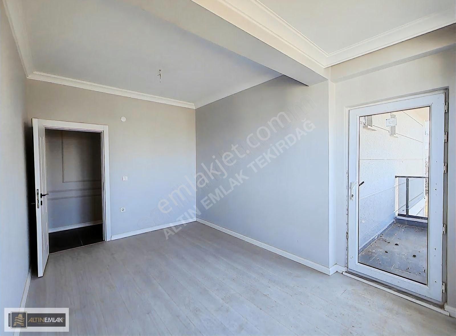 Site İçerisinde Deniz Manzaralı Açık Yüzme Havuzlu Kiralık Daire - Görsel 15