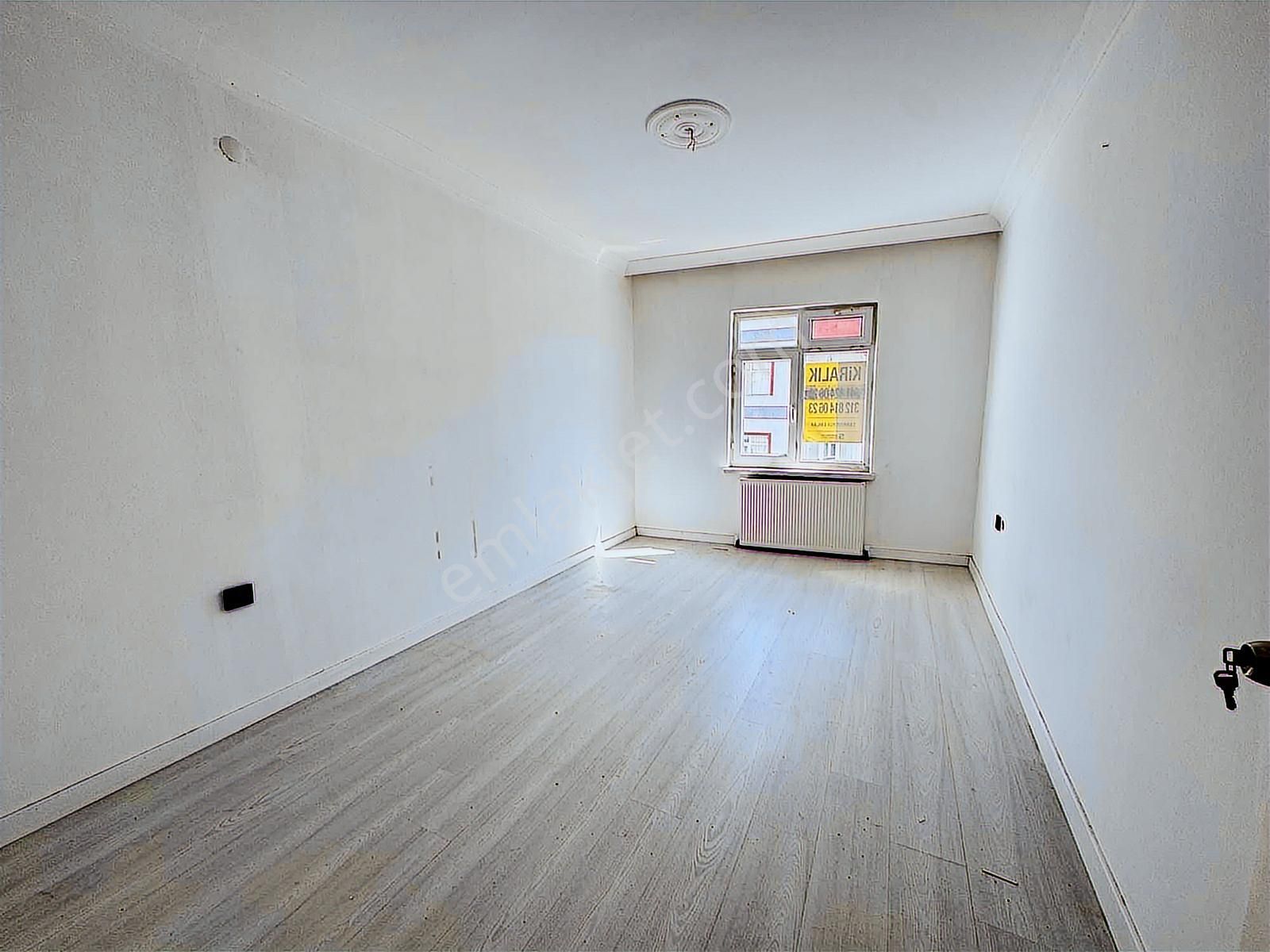 Tanrıverdı'den Kiralık Atatürk Mah Merkezde Arakat Kilerli 3+1 - Görsel 3