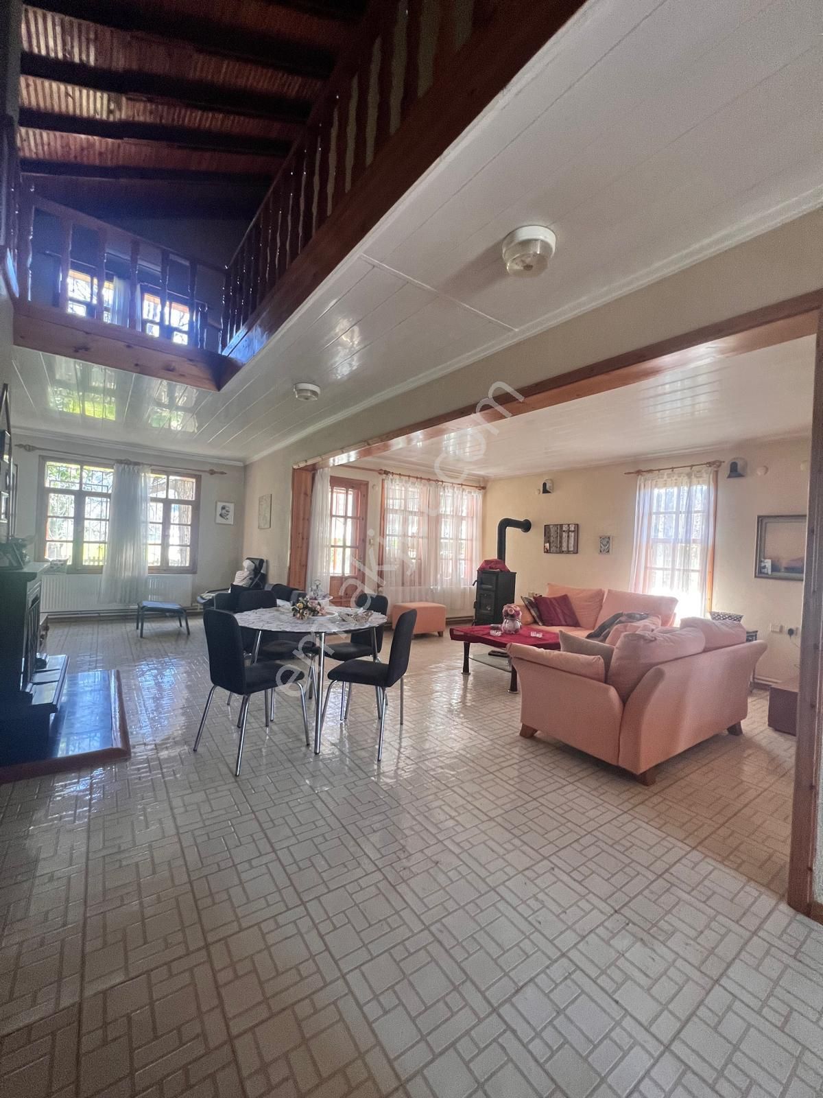 Fethiye Üzümlü’de 1447 M2 Arsa İçinde Müstakil Havuzlu Villa - Görsel 8