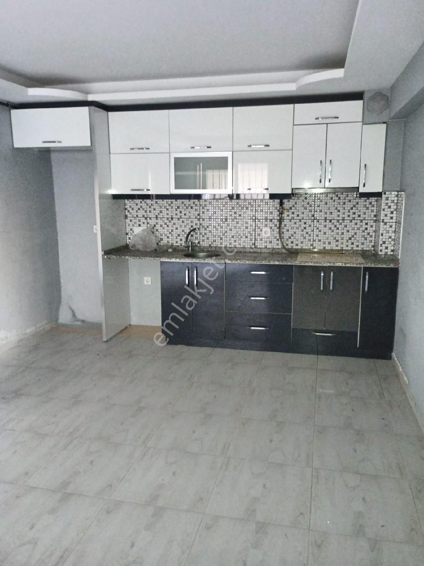 Bornova Kiralık 2+1 Lüks Daire - Görsel 5