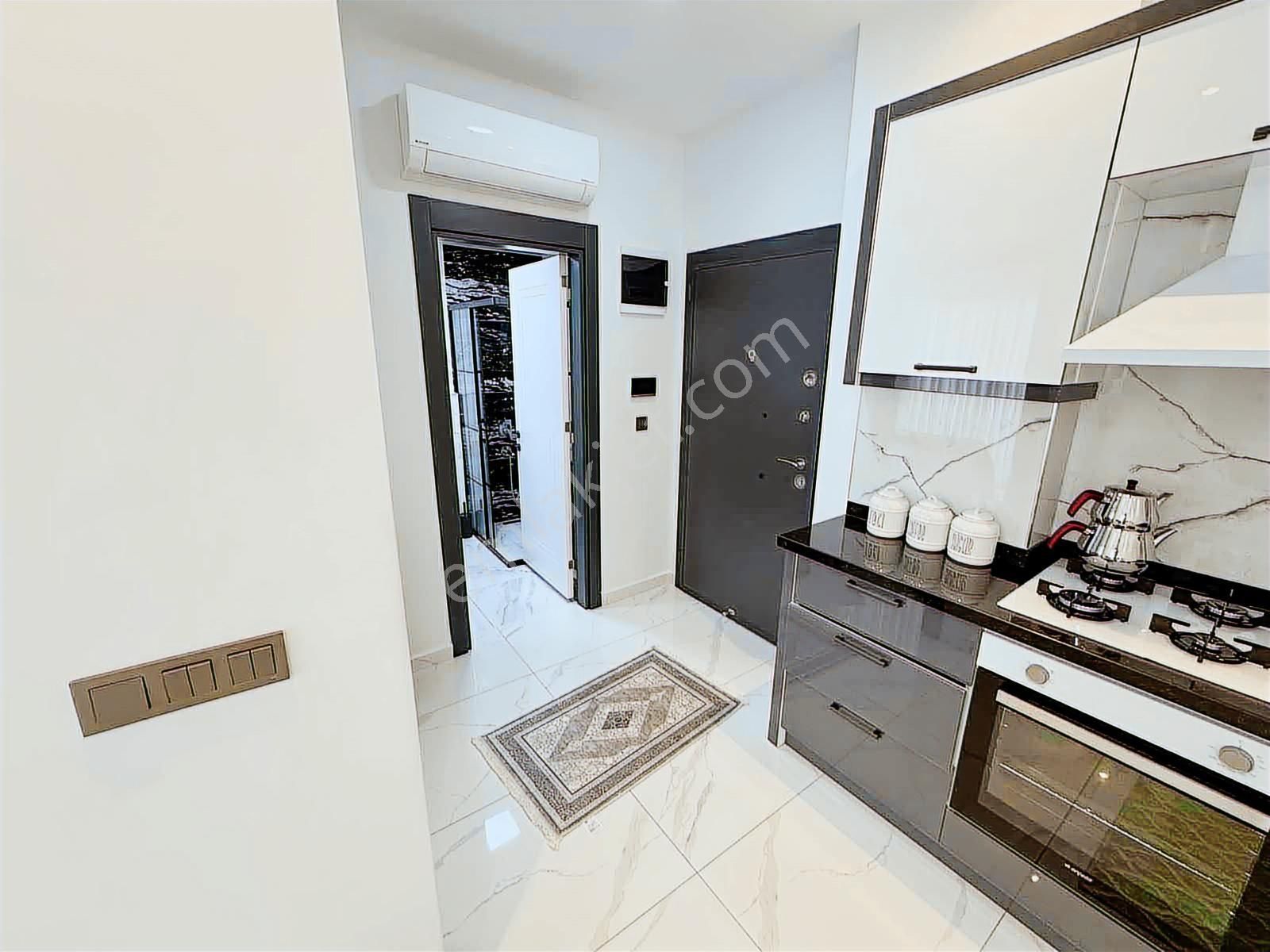 Mahmutlar Merkez'de Acil Satılık 1+1 Eşyalı Daire - Görsel 8
