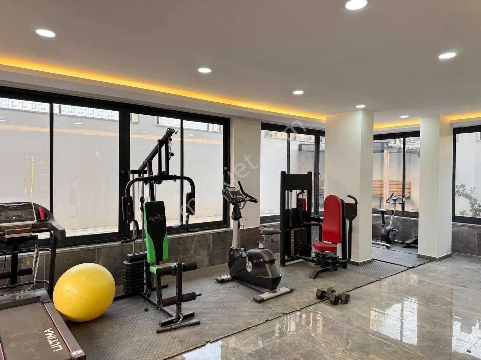 Mahmutlar Merkez'de Acil Satılık 1+1 Eşyalı Daire - Görsel 11