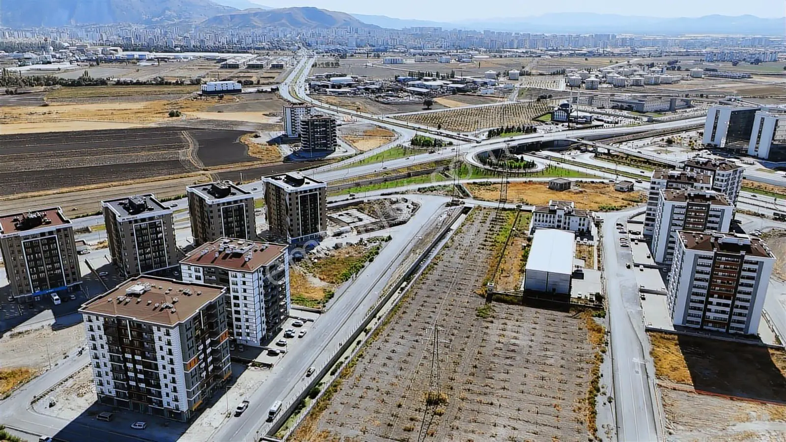 The Duru Team - Şehirhastanesi Karşısında Kiralık Dükkan - Görsel 3