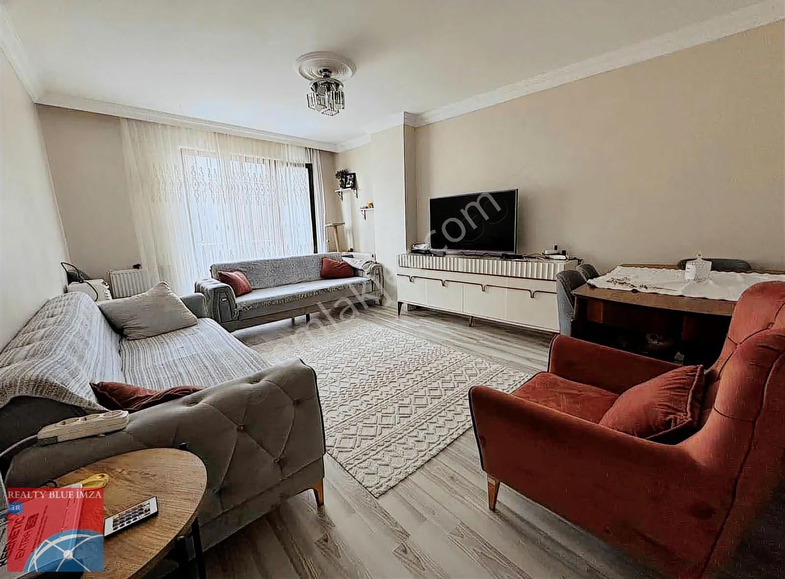 Sancaktepe Safa Mahallesi'nde Geniş Ters Dubleks