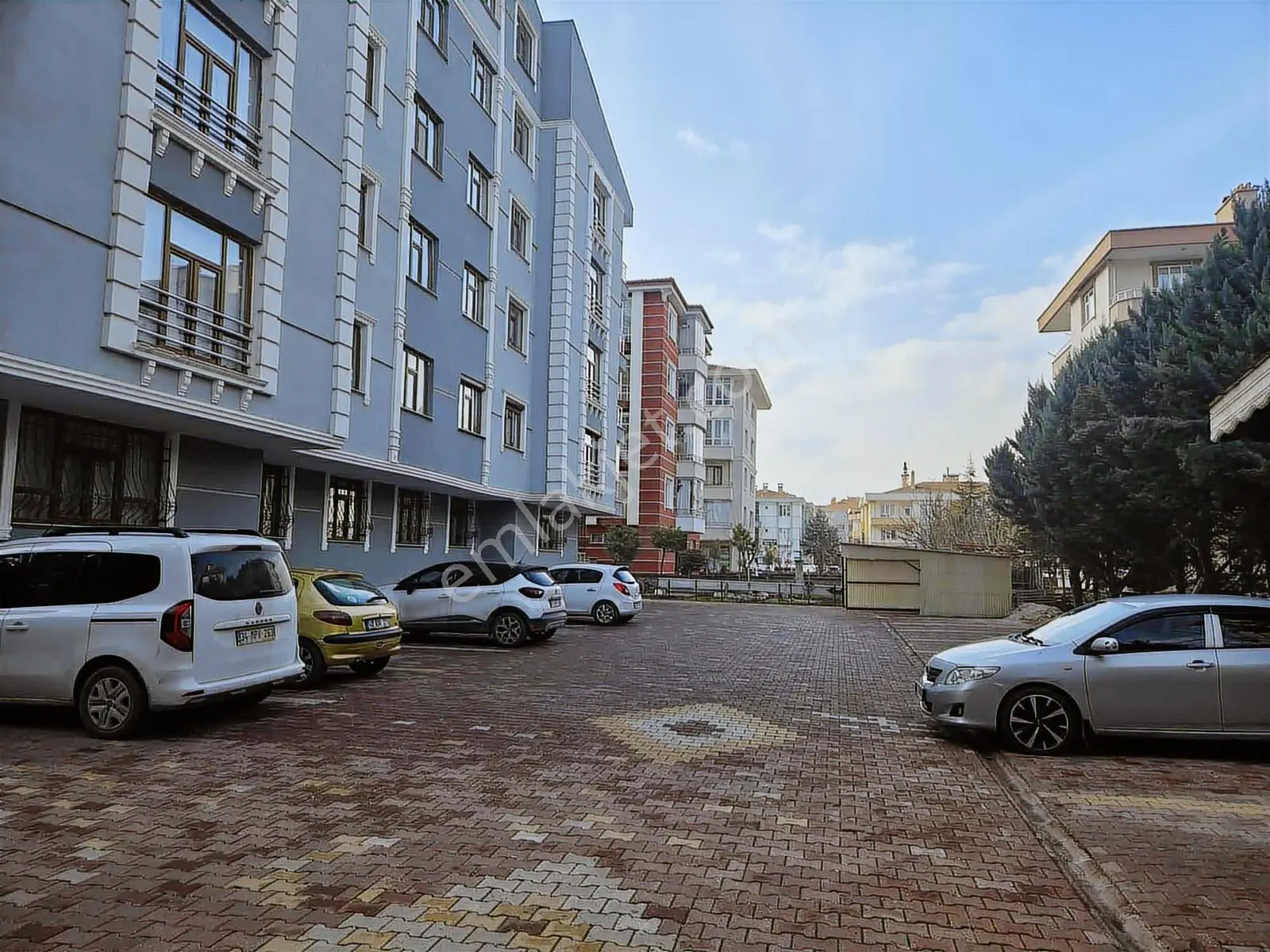 Yazır Mh De Geniş 3+1 Hesaplı Lüks Daire - Görsel 2