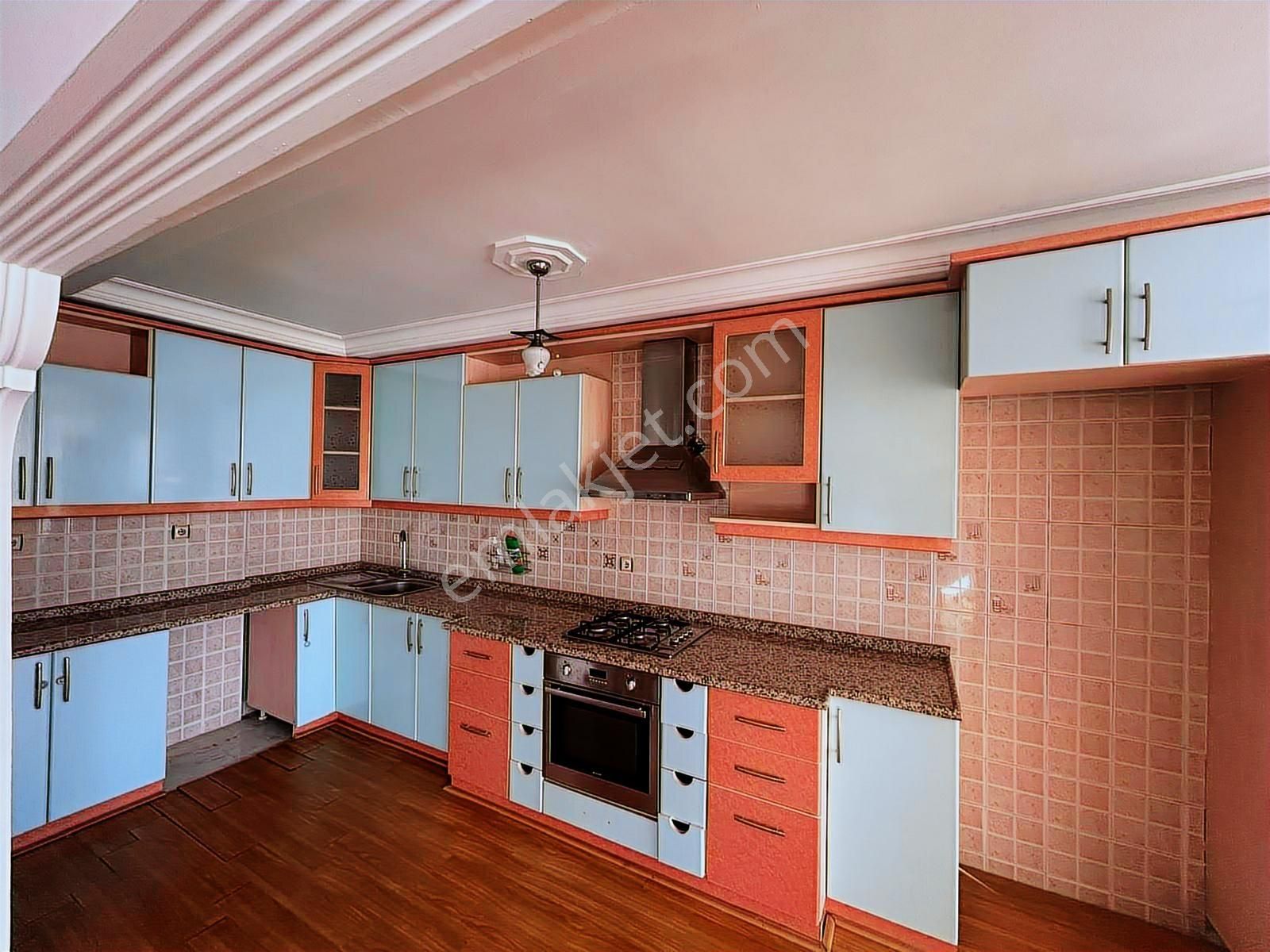 T.özal Bulvarı Eski Dermancan Arkası 3+1 Açık Mutfak