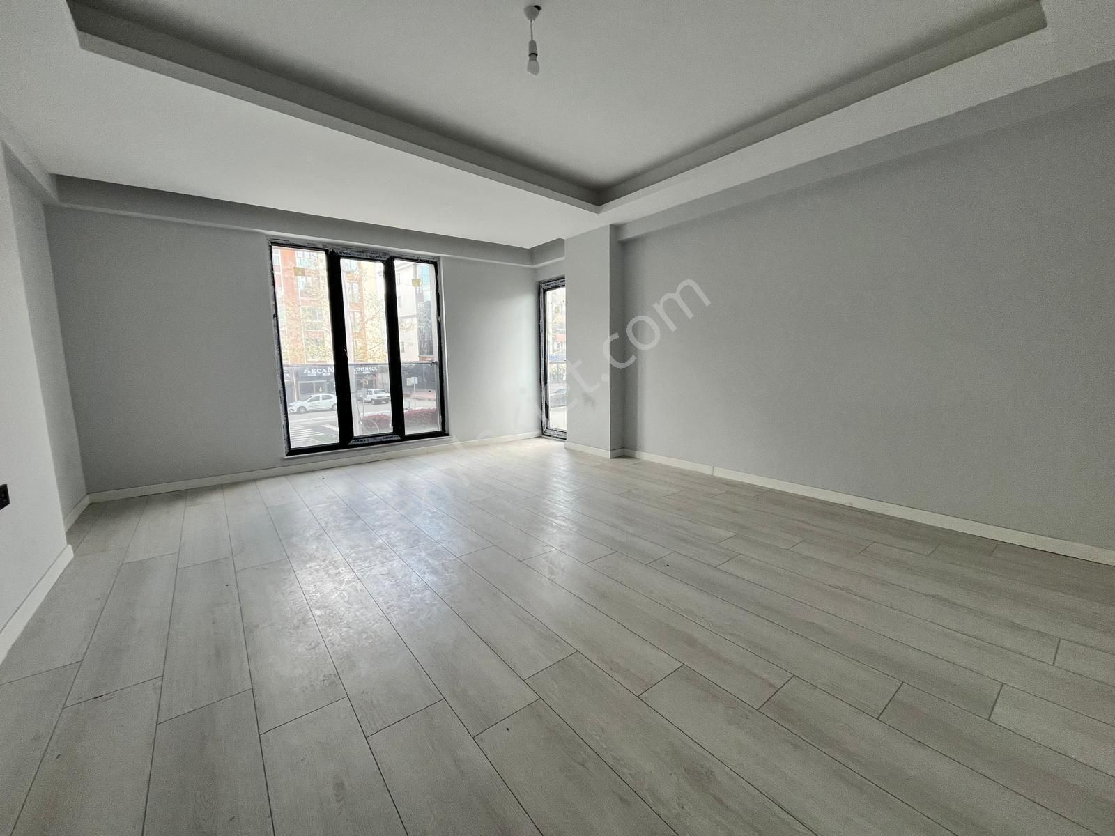 Cumhuriyet Parkı Yanında İskanlı Oturuma Hazır 2+1 Daire - Görsel 9