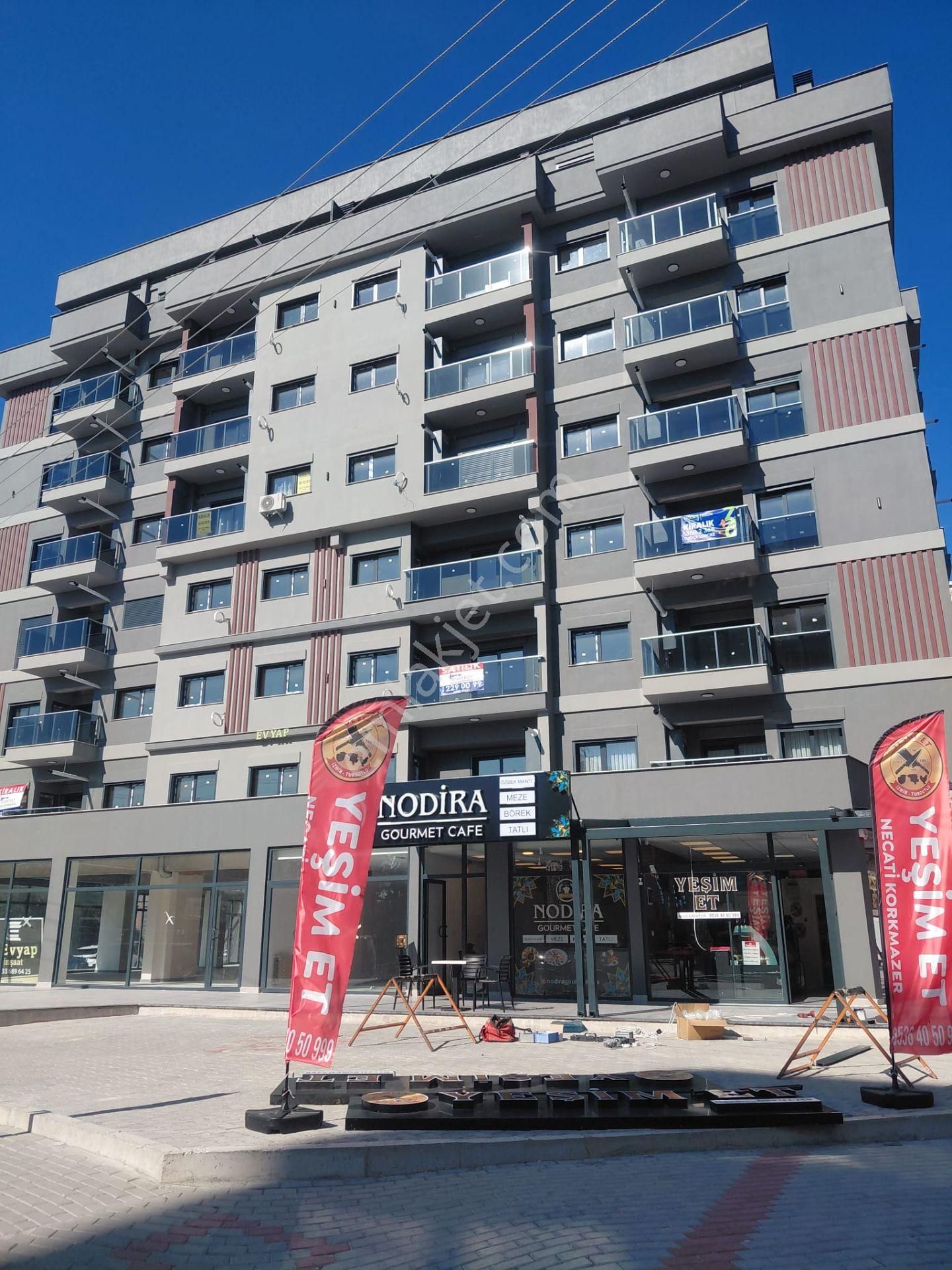 Atakent Yalı Mh 0 Bina Okan Yüksel Cd Üzeri Projenin En Geniş Balkonlu 2+1 Dairesi