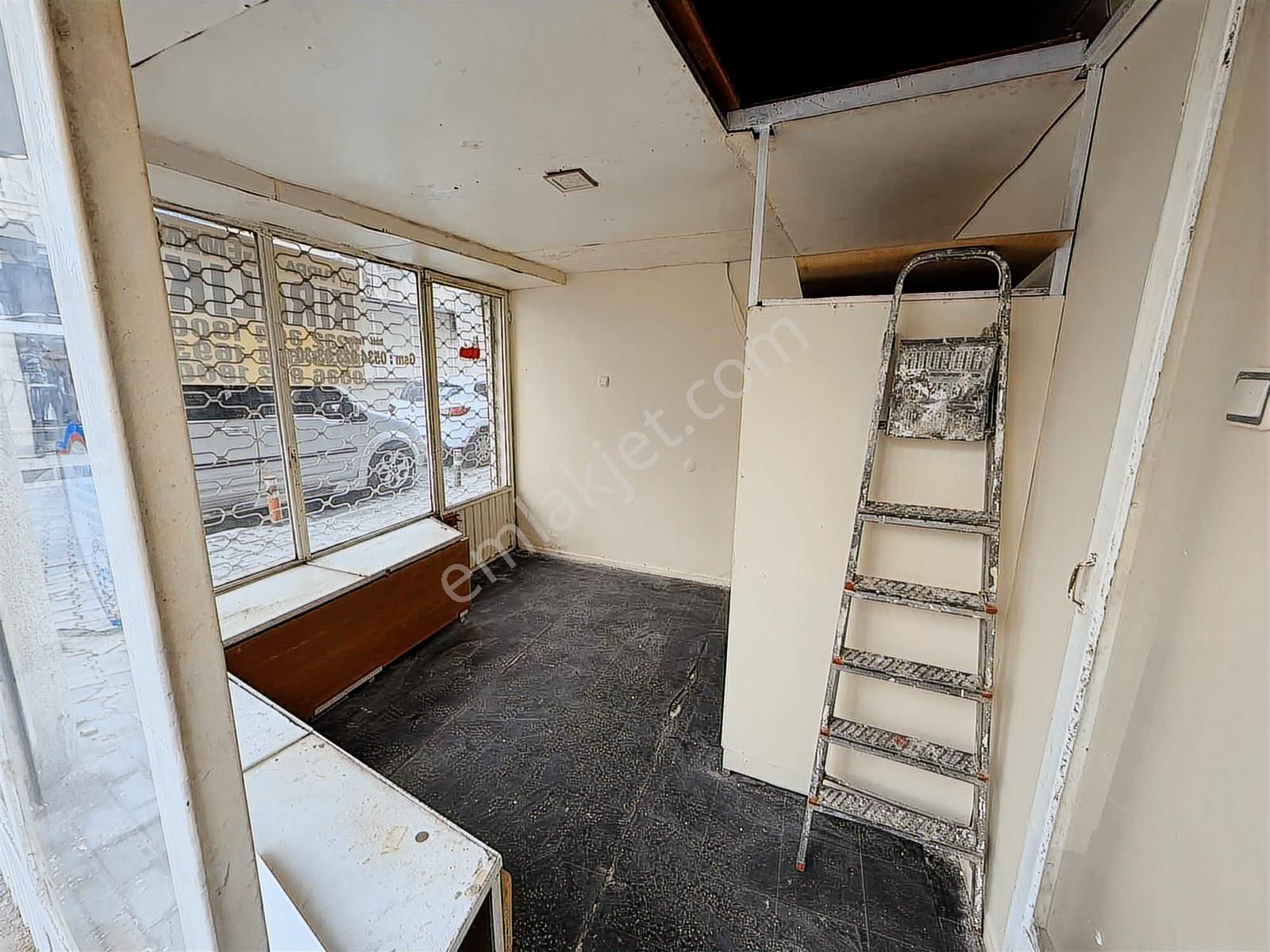 Karşıyaka Tuna Mahallesinde Köşe Konumda Dükkan - Görsel 6