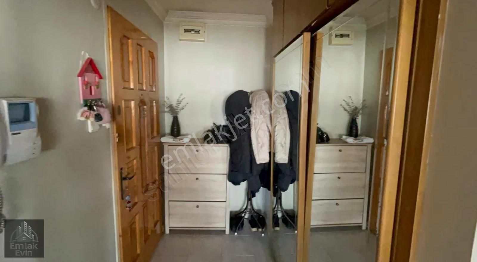 Eryamanda Mükemmel Lokasyon Sitede Ara Katta Fırsat - Görsel 13