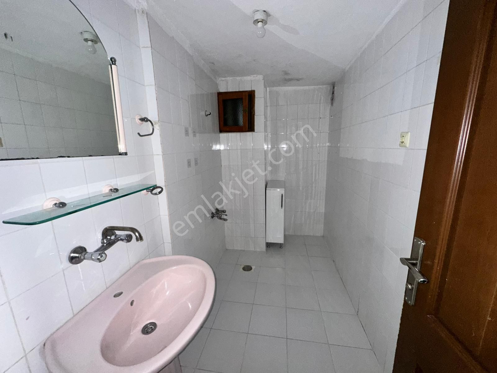 Uzman Emlak'tan 23 Nisan Mh.de Katta Ön Cephe 3+1 Daire - Görsel 9