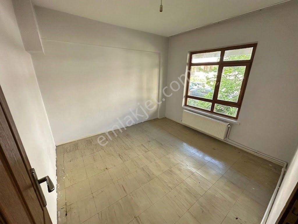 Uzman Emlak'tan 23 Nisan Mh.de Katta Ön Cephe 3+1 Daire - Görsel 5