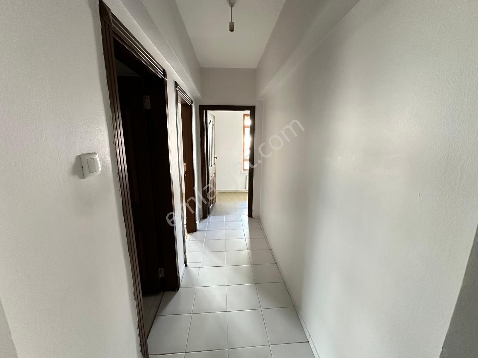 Uzman Emlak'tan 23 Nisan Mh.de Katta Ön Cephe 3+1 Daire - Görsel 12