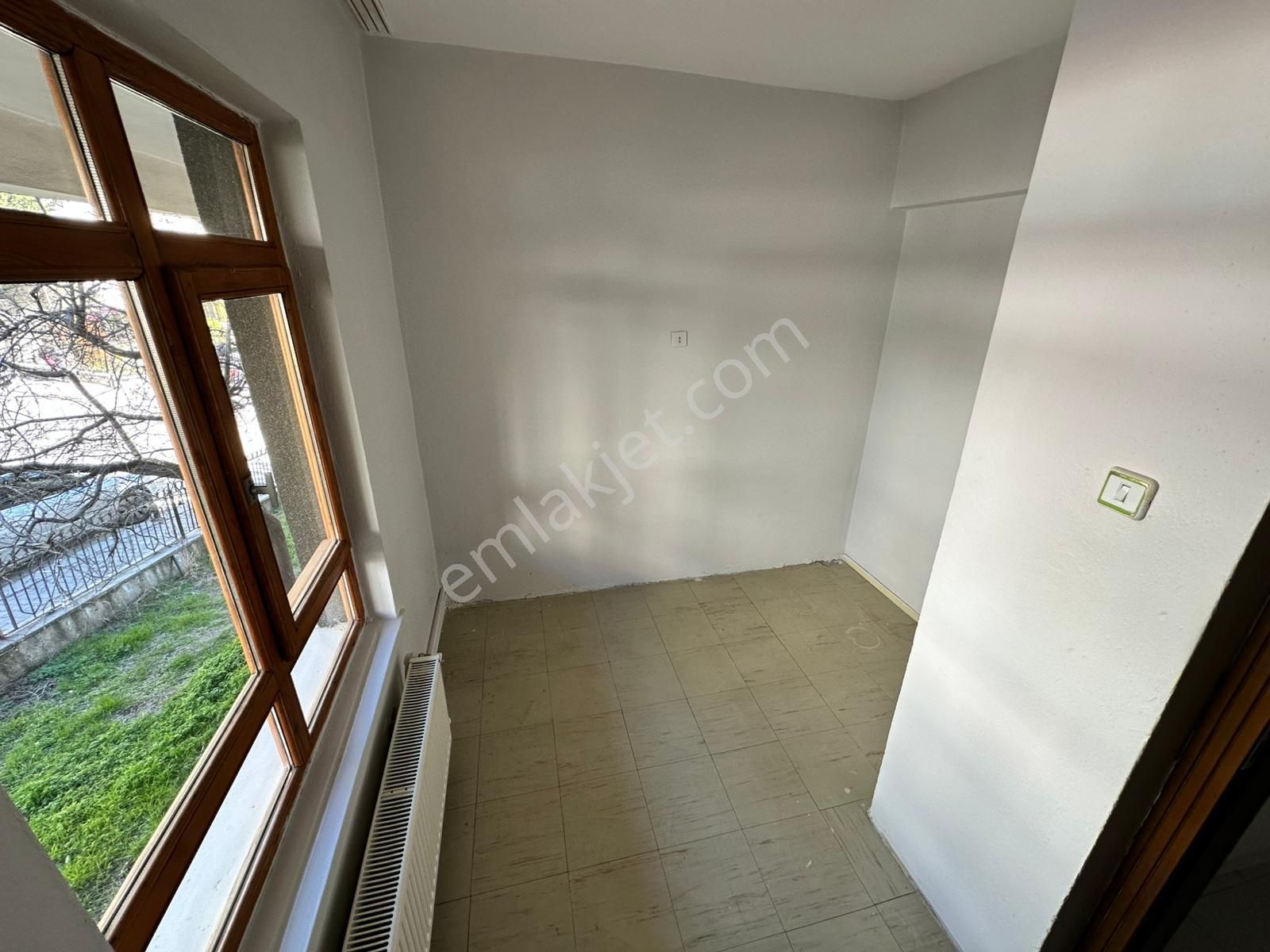 Uzman Emlak'tan 23 Nisan Mh.de Katta Ön Cephe 3+1 Daire - Görsel 6