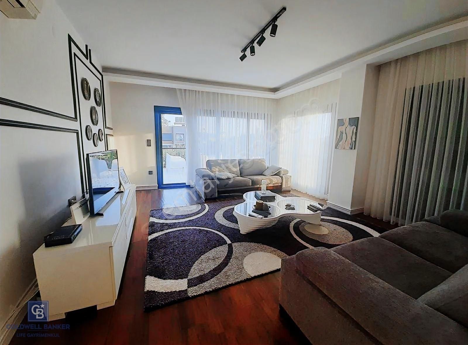 Buca Kaynaklar Da Müstakil Havuzlu Satılık 5+1 Özel Yapım Villa - Görsel 27