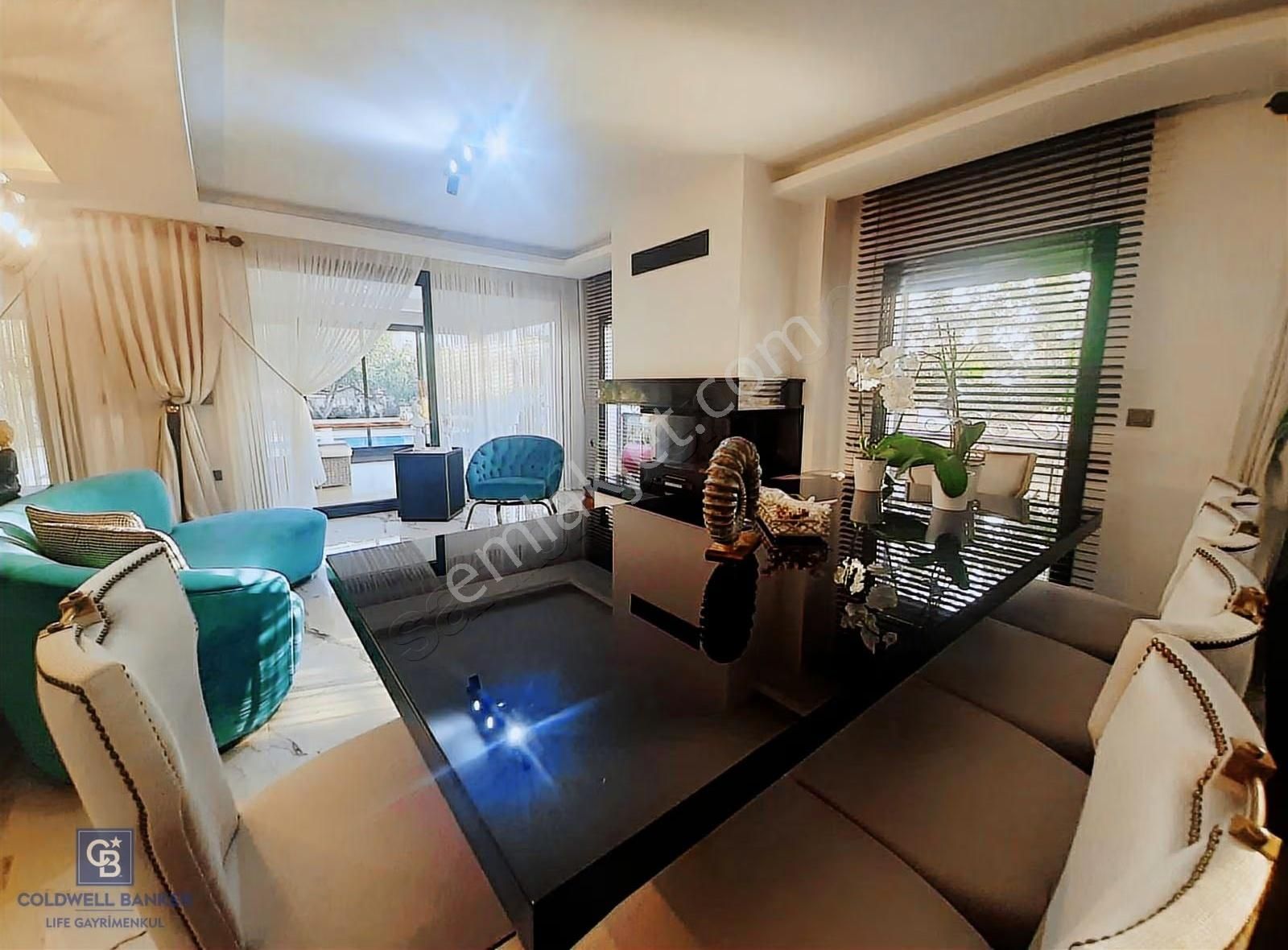 Buca Kaynaklar Da Müstakil Havuzlu Satılık 5+1 Özel Yapım Villa - Görsel 8