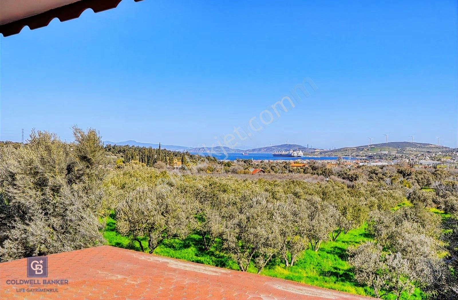 Foça Kozbeylide Deniz Manzaralı Havuzlu 6 Dönüm İçinde Villa - Görsel 6