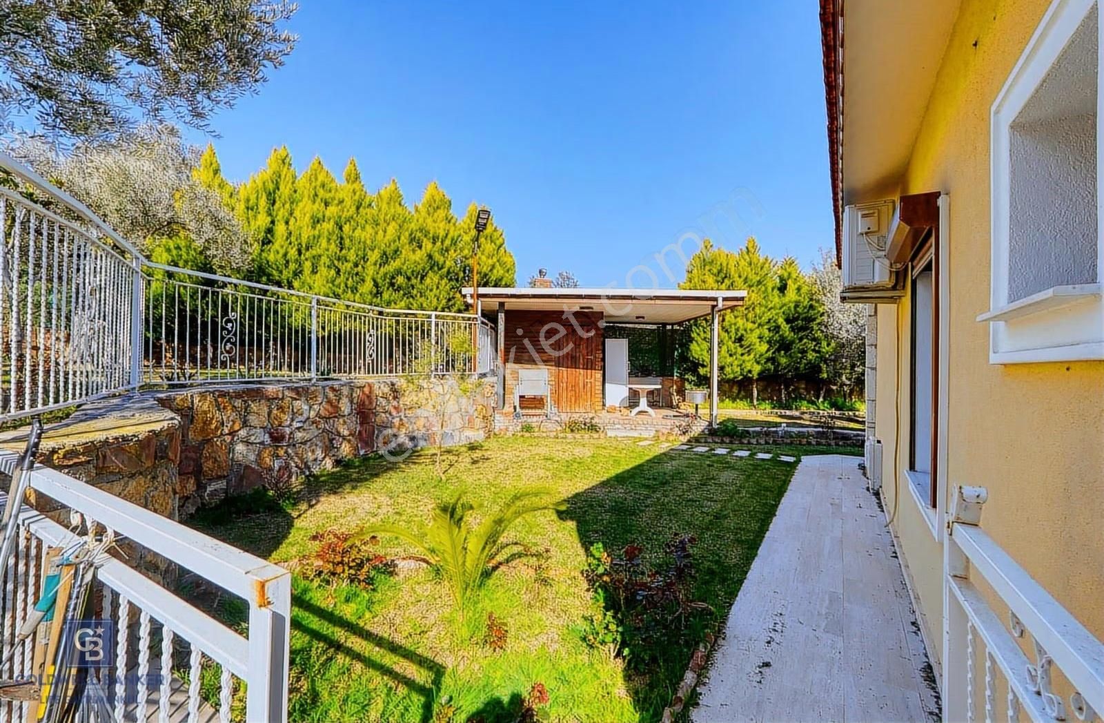 Foça Kozbeylide Deniz Manzaralı Havuzlu 6 Dönüm İçinde Villa - Görsel 28