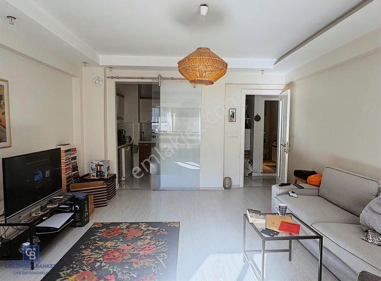 Demirköprü Alt Geçit Yakını 2+1 Kiralık Daire