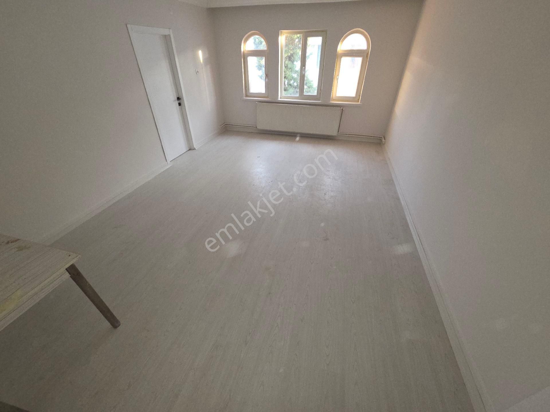 Ankara Sincan Mareşalda 2+1 Sonkat Yapılı Merkezde Kiralık - Görsel 5