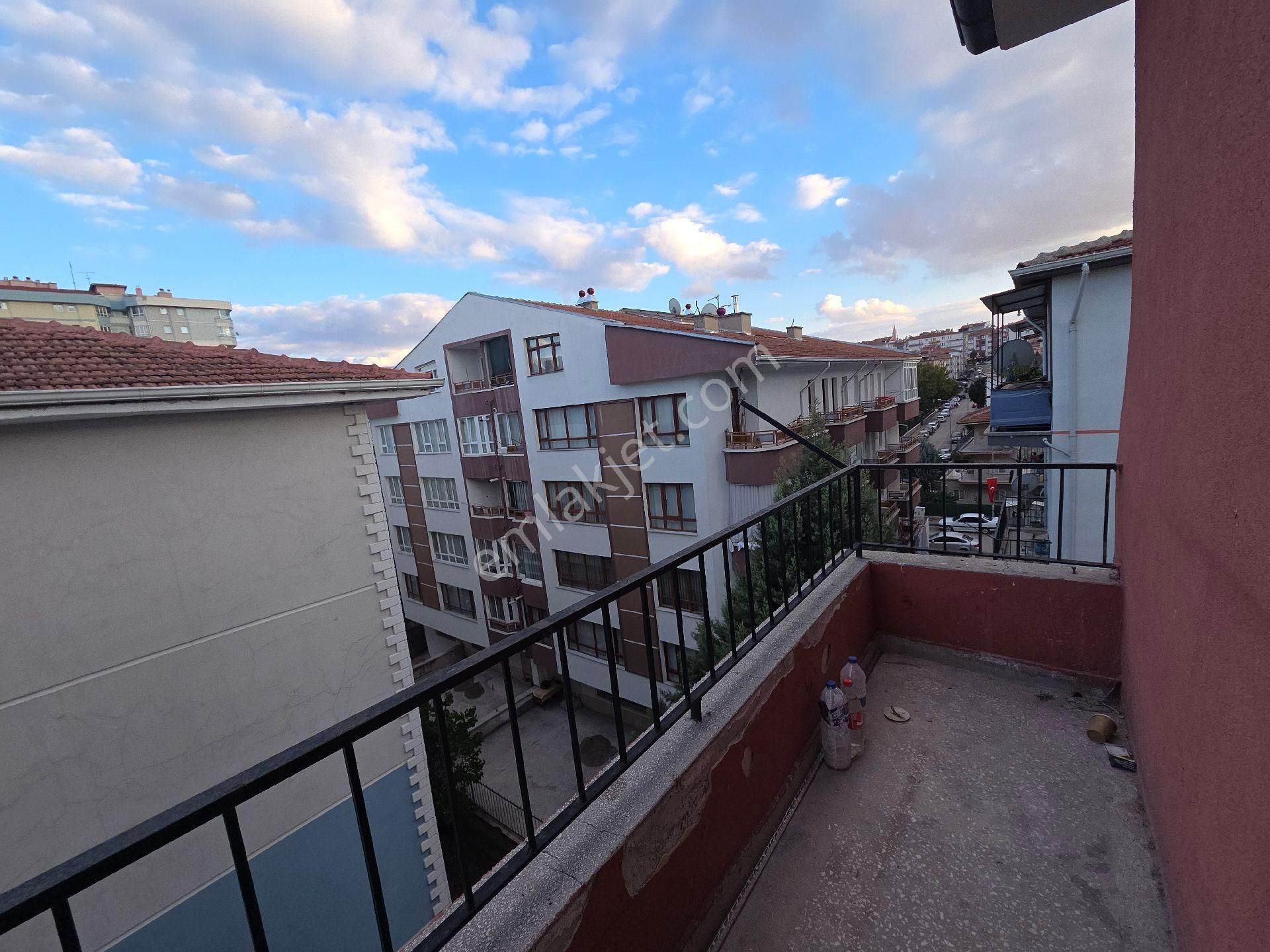 Ankara Sincan Mareşalda 2+1 Sonkat Yapılı Merkezde Kiralık - Görsel 19