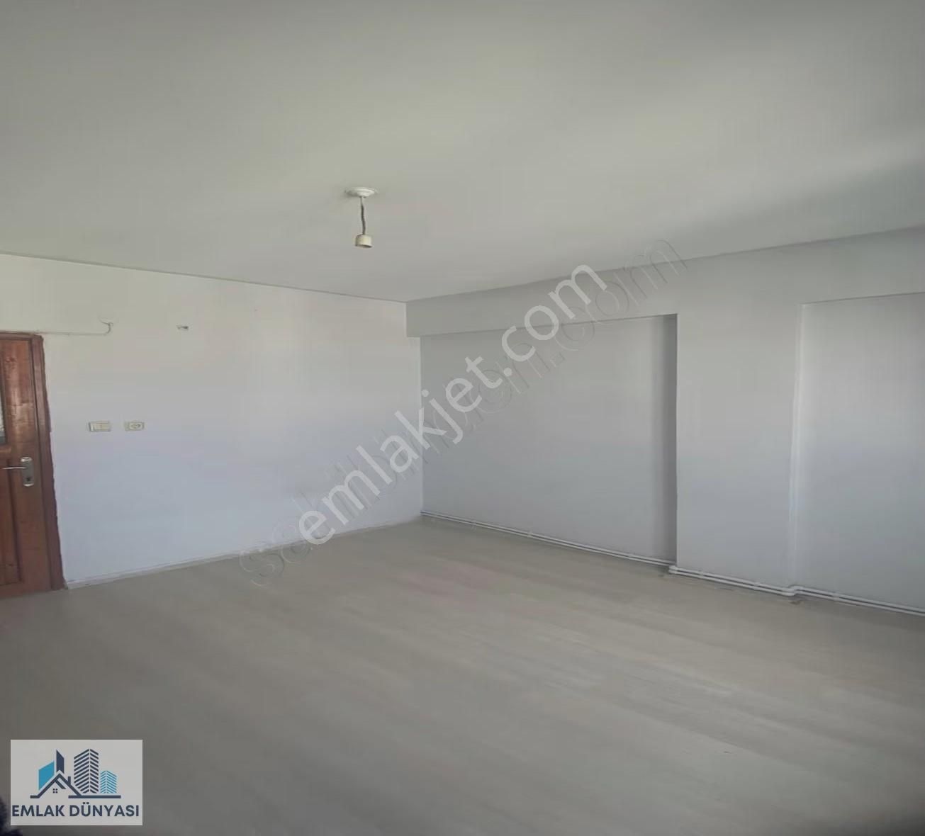 Merkezi Konumda Fırsat 2+1 Kiralık Daire - Görsel 6