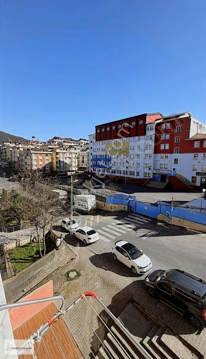 Birken Emlaktan Atatürk Caddesi Üzerinde Kiralık 3+1 Daire - Görsel 17