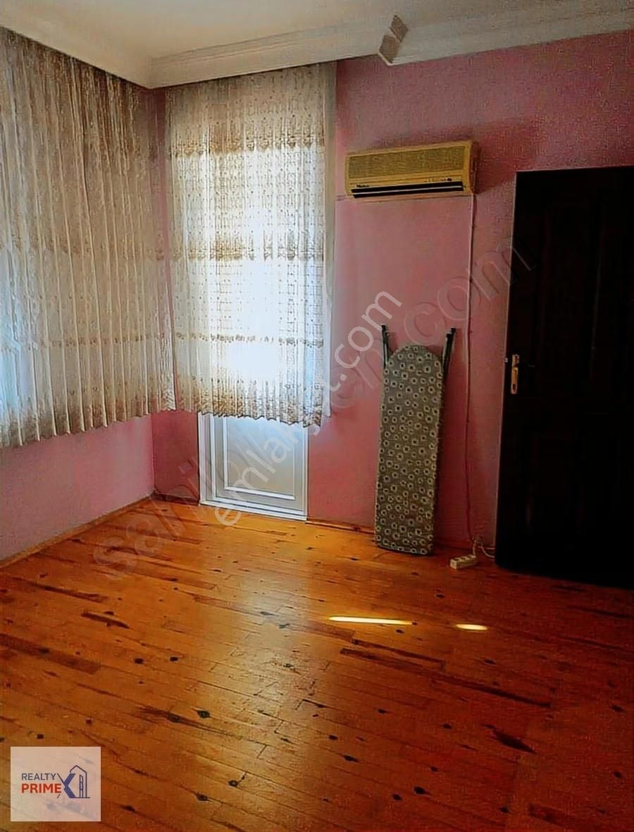 Tramvaya Yakını,katta Tek 3+1 Ayrı Mutfak,servis Güzergahları - Görsel 9