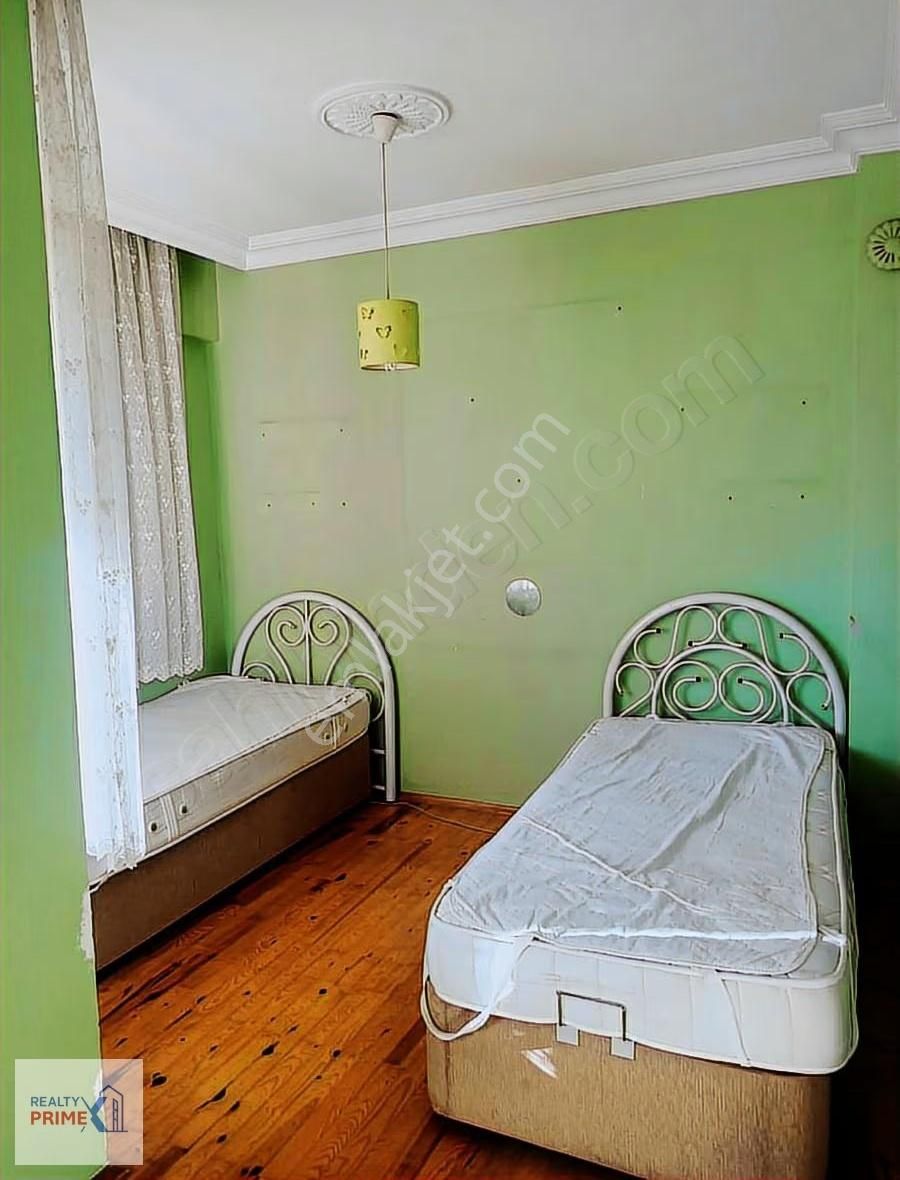 Tramvaya Yakını,katta Tek 3+1 Ayrı Mutfak,servis Güzergahları - Görsel 12