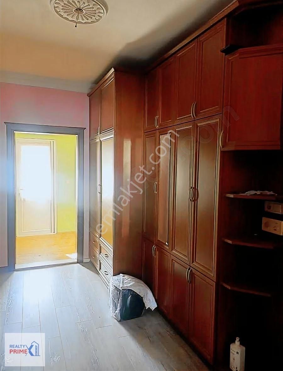 Tramvaya Yakını,katta Tek 3+1 Ayrı Mutfak,servis Güzergahları - Görsel 14