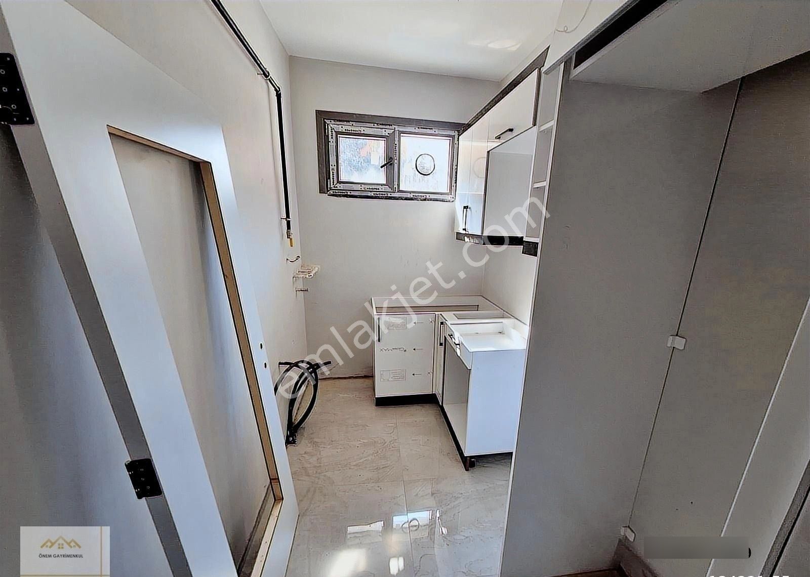 Ataşehir Kayışdağında 1+1 70m2 Geniş Daire - Görsel 10
