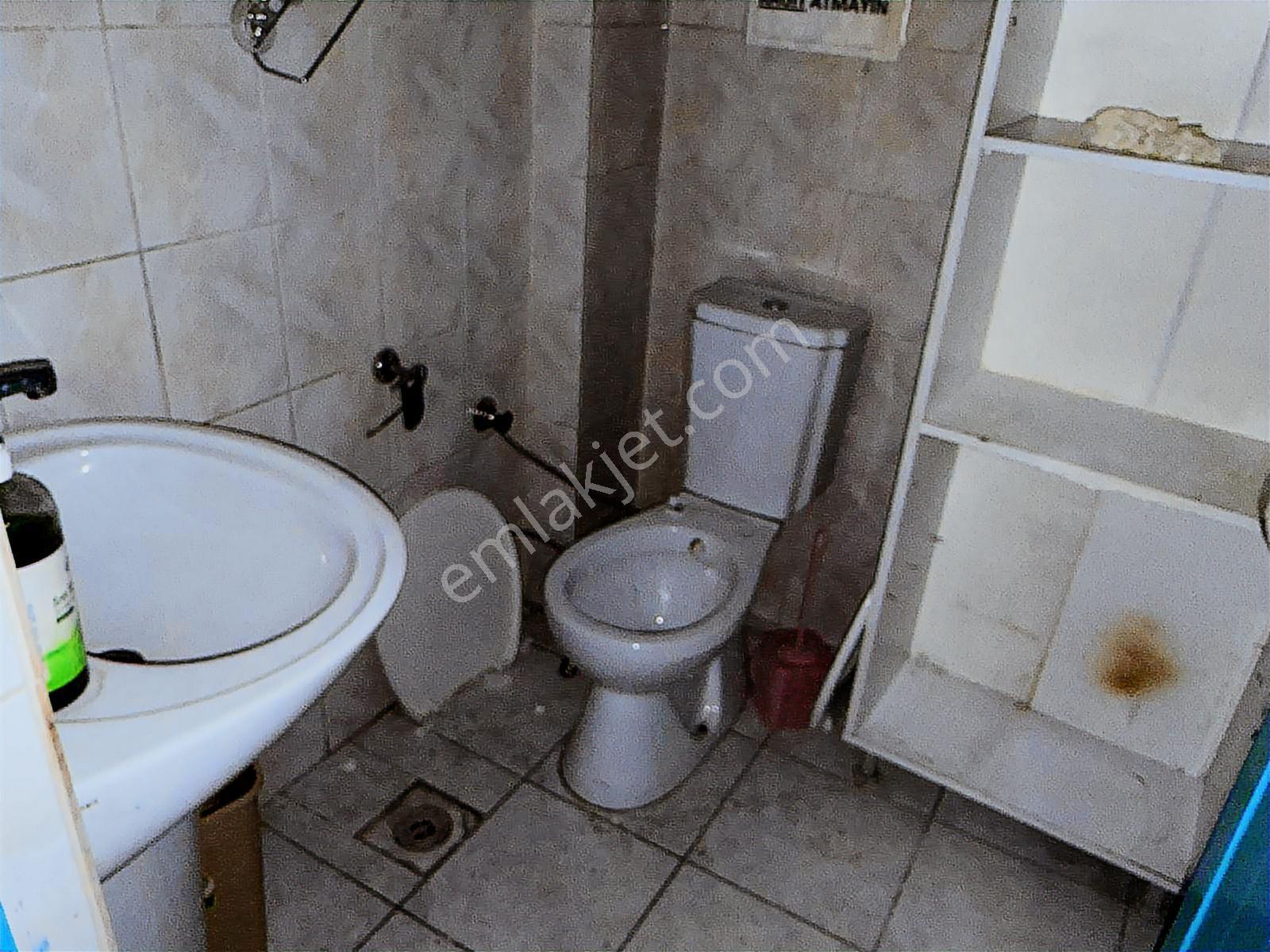 Sakarya Erenler Mahallesi Sakarya Cd.kiralık Dükkan 300m2 - Görsel 9