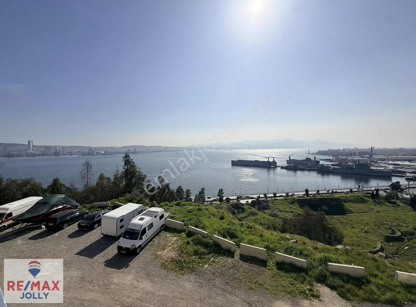 Full Panoramik Deniz Manzaralı Arakat Asansörlü Daire - Görsel 9