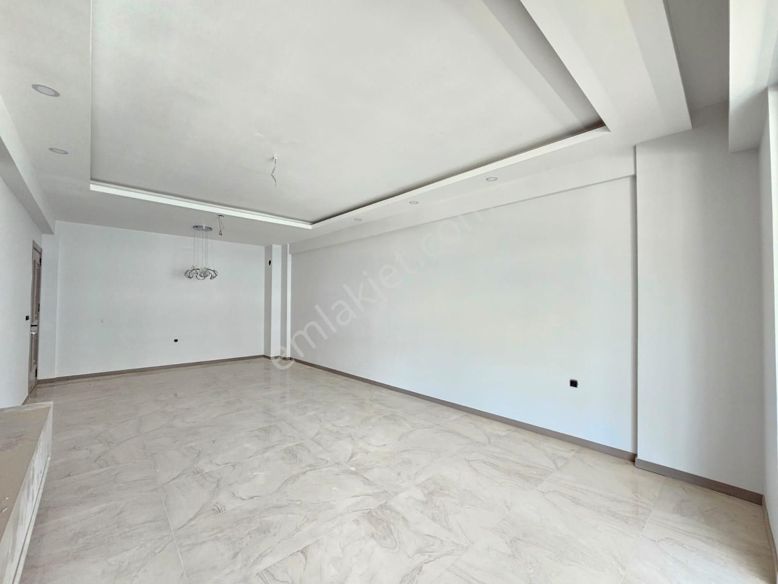 Denizli Karahasanlı Da 3.5+1 Havuzlu Ultra Lüks Site İçerisinde Giyotin Cam Balkonlu Daireler - Görsel 8