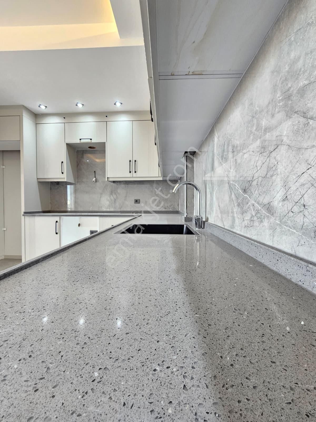 Denizli Yenişafak Mahallesinde Mükemmel Konumda Satılık Arakat Daire - Görsel 13