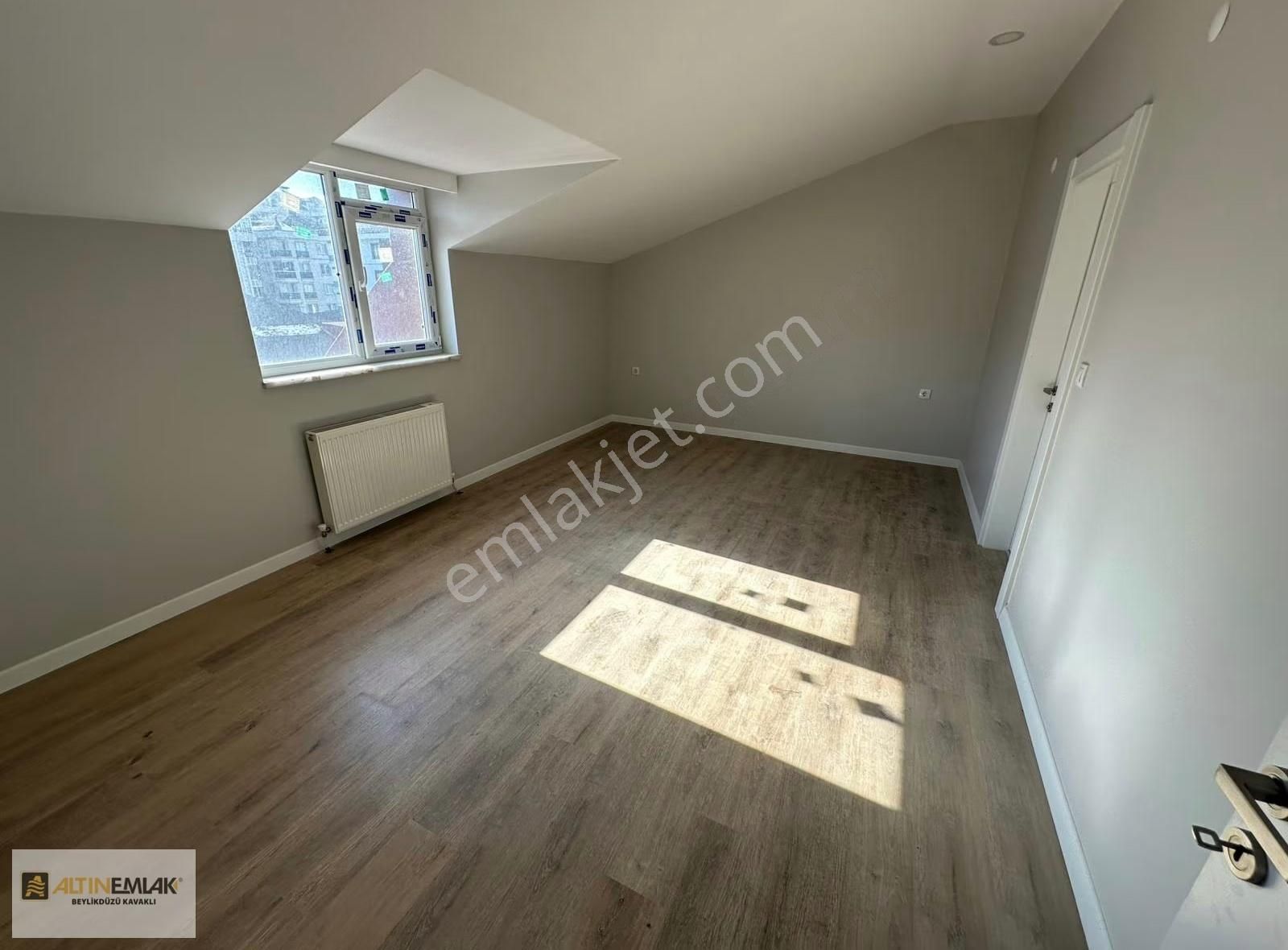 Beylikdüzü Yakuplu Mah. 4+2 Dubleks Lüks Daire - Görsel 5