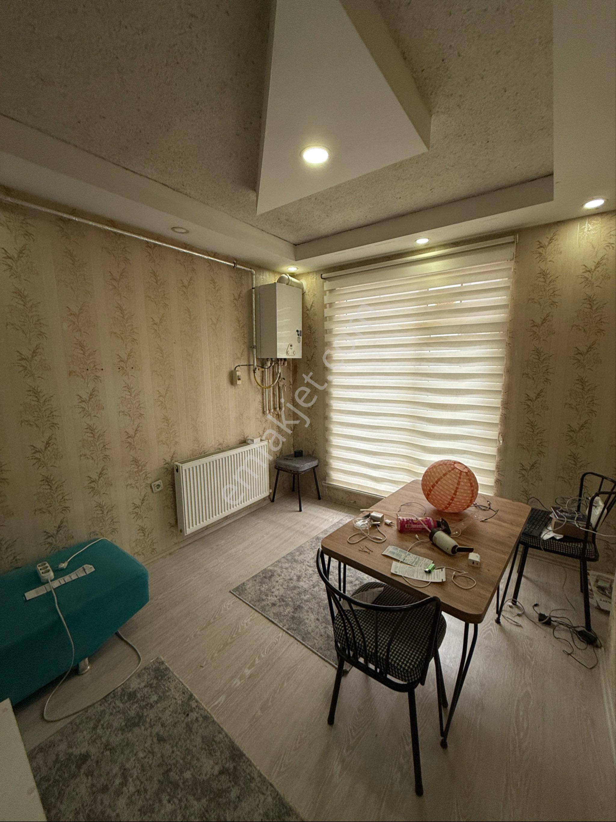 İskele Cad. Polis Evi Civarında Satılık 1+1 Daire - Görsel 15