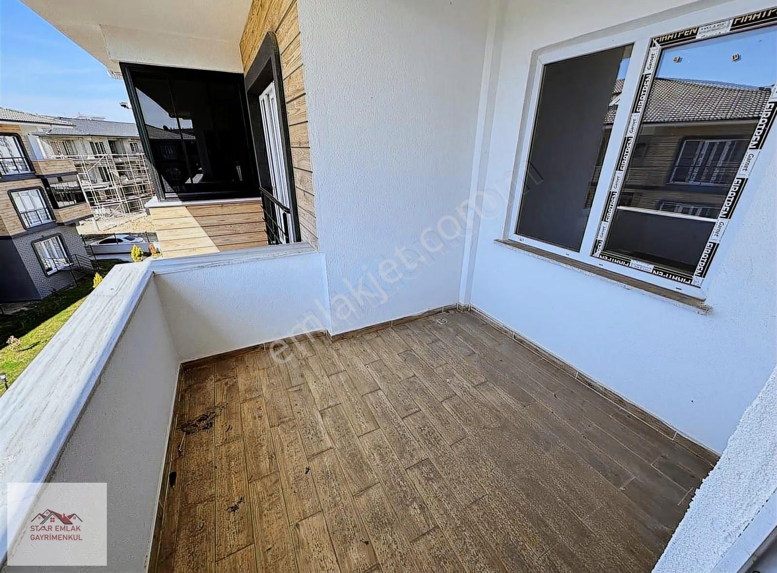 Kumbağ' Da Havuzlu Sitede 3+1 Havuza Cephe Satılık Lüks Daire - Görsel 33