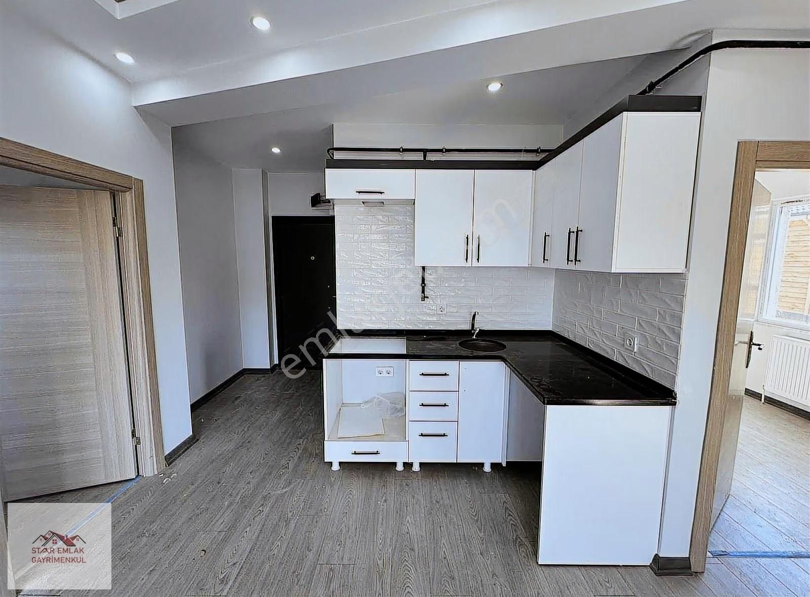 Kumbağ' Da Havuzlu Sitede 3+1 Havuza Cephe Satılık Lüks Daire - Görsel 18