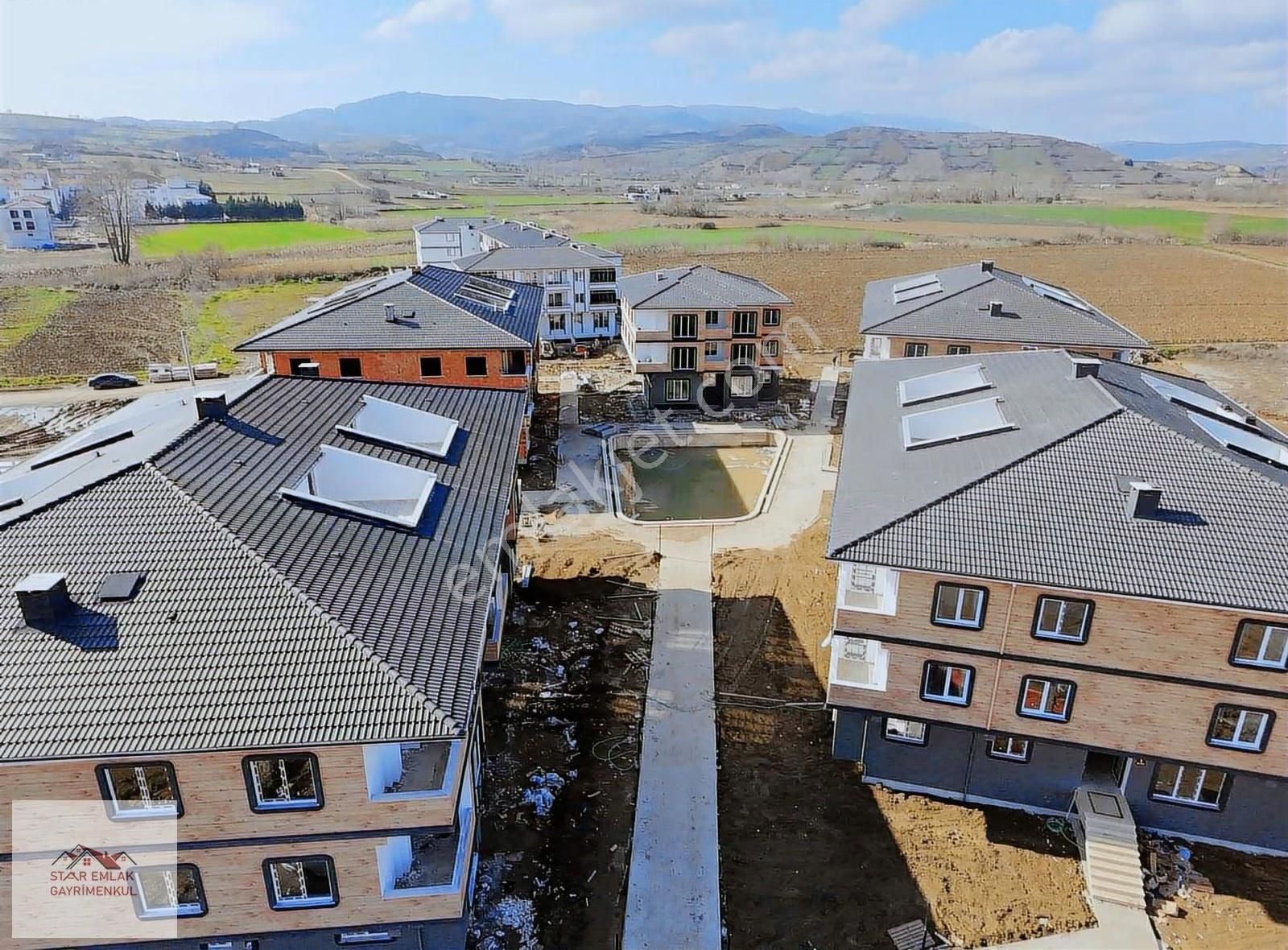 Ova Kent 2 Sitesinde Havuza Cephe Satılık 2+1 Lüks Daire - Görsel 22