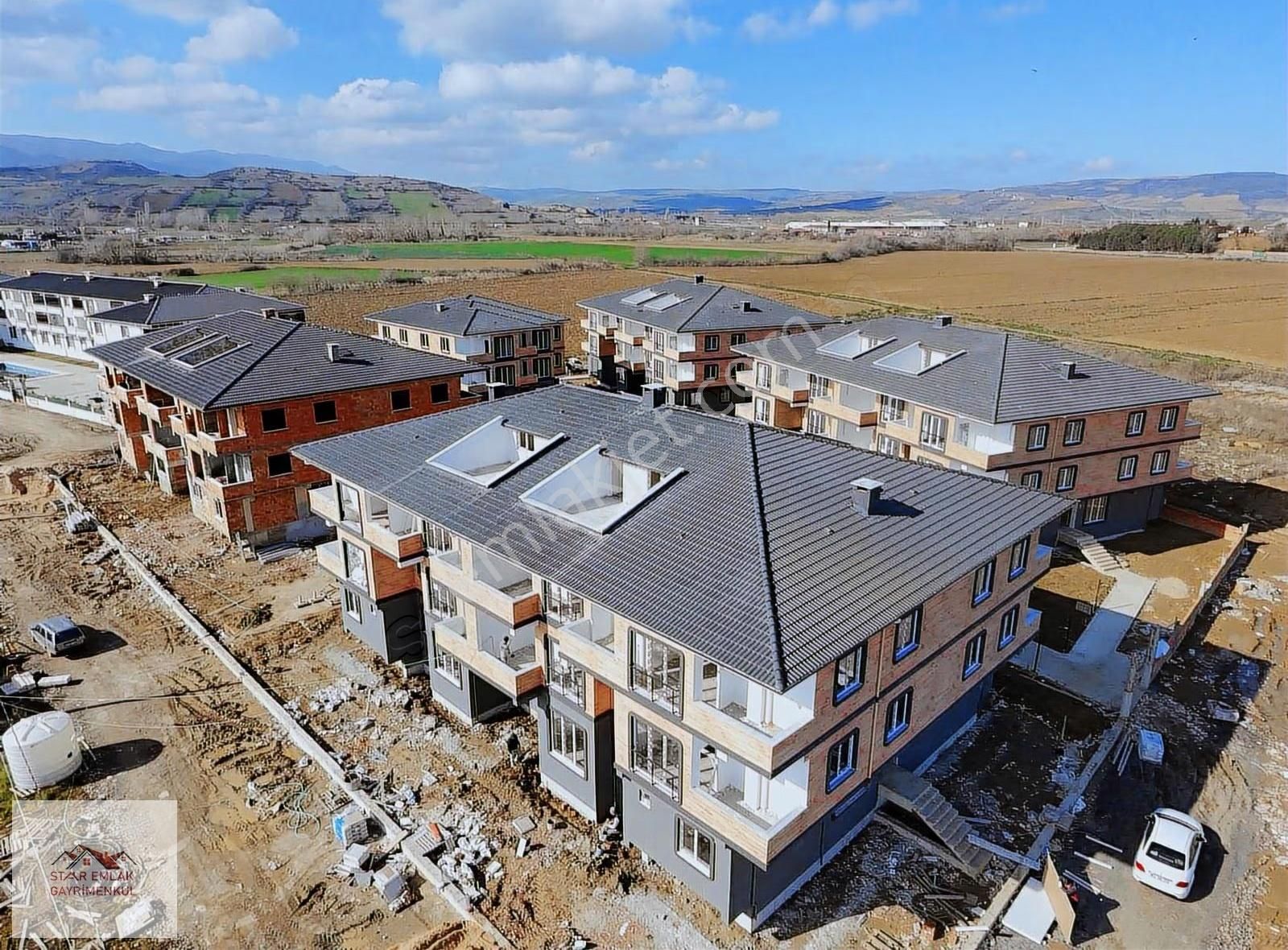 Ova Kent 2 Sitesinde Havuza Cephe Satılık 2+1 Lüks Daire - Görsel 12