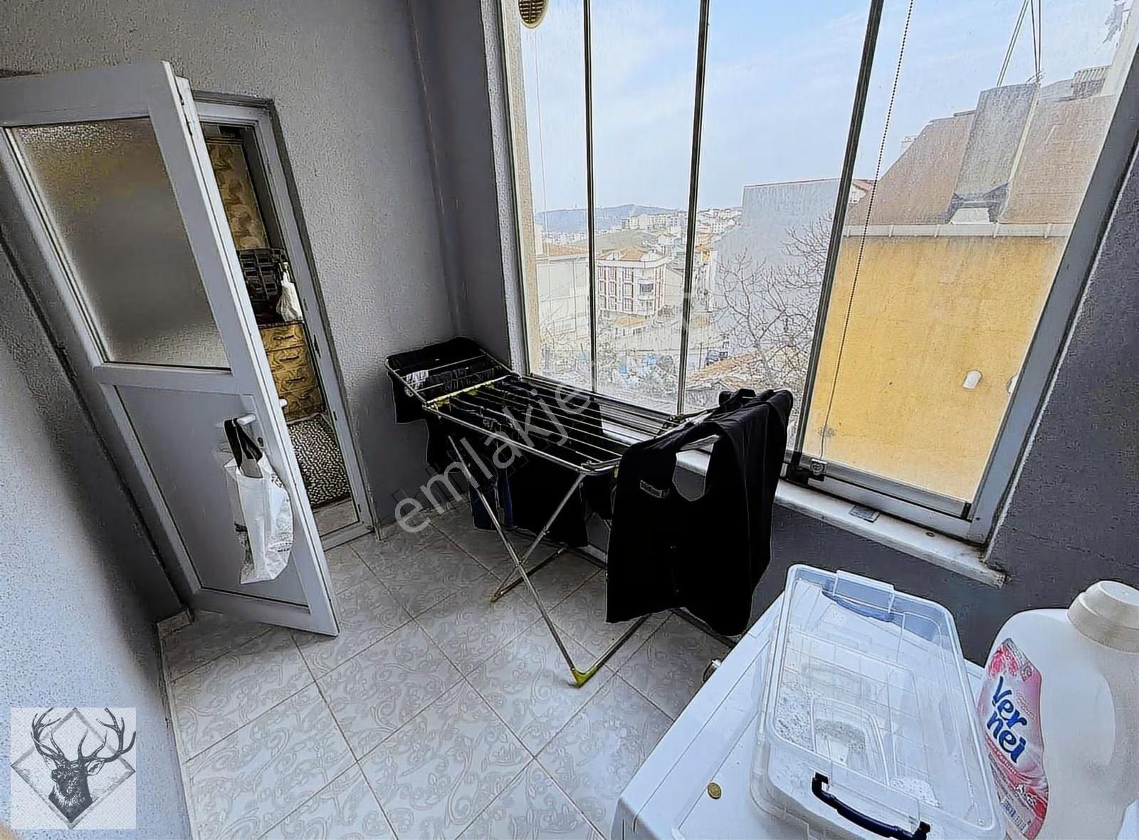 Geniş Mutfaklı Balkonlu Acil Satılık 2+1 80m2 Yüksek Giriş - Görsel 24