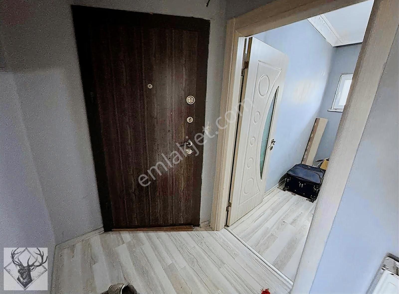 Geniş Mutfaklı Balkonlu Acil Satılık 2+1 80m2 Yüksek Giriş - Görsel 25