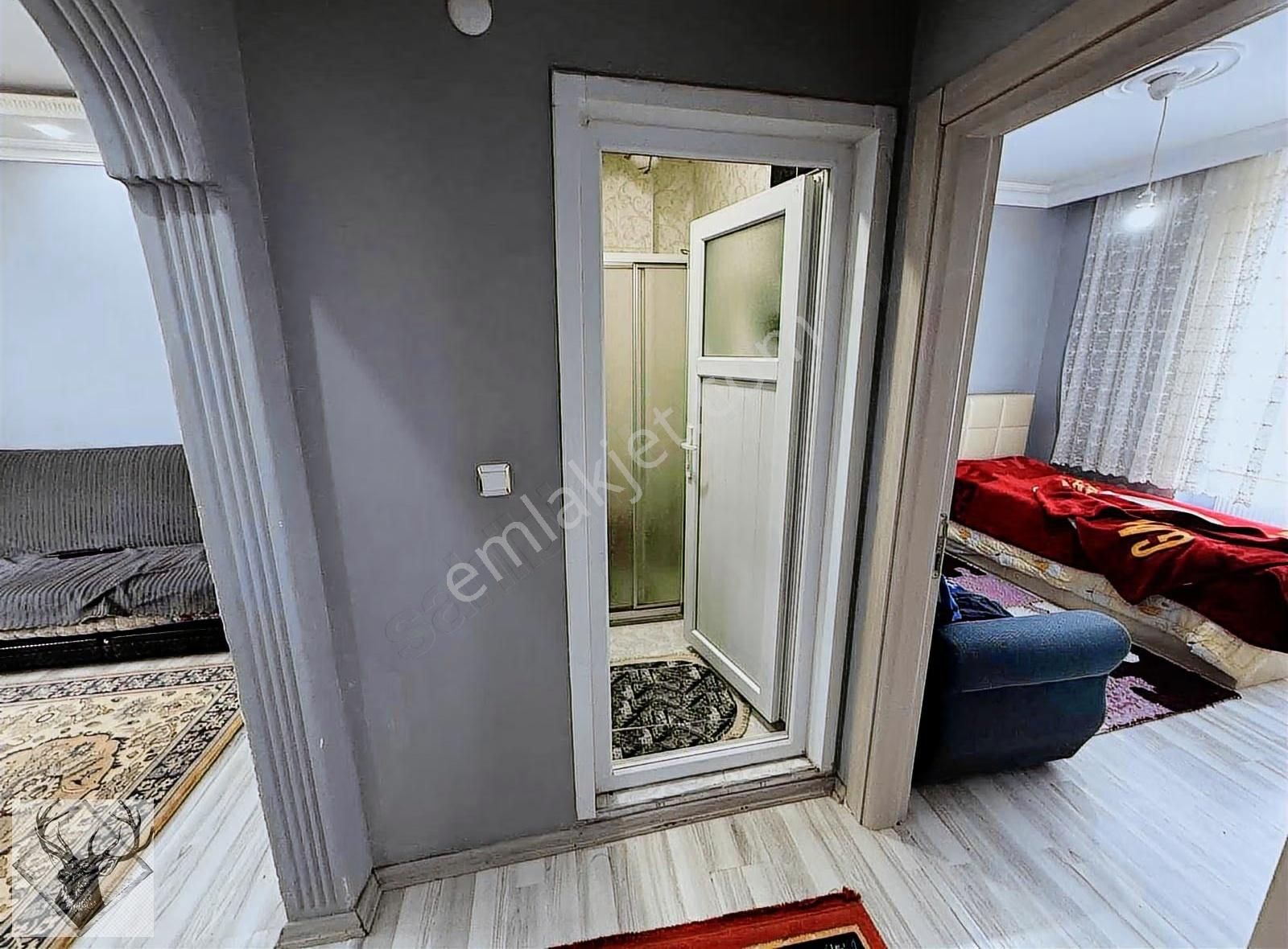 Geniş Mutfaklı Balkonlu Acil Satılık 2+1 80m2 Yüksek Giriş - Görsel 13
