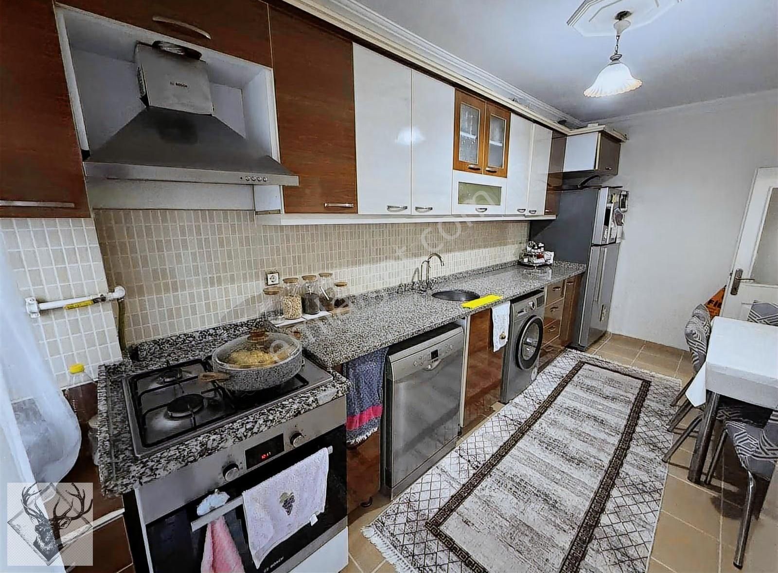 Belediye Karşısında 2+1 Çift Balkonlu Kat Mülkiyetli 2+1 Arakat - Görsel 21