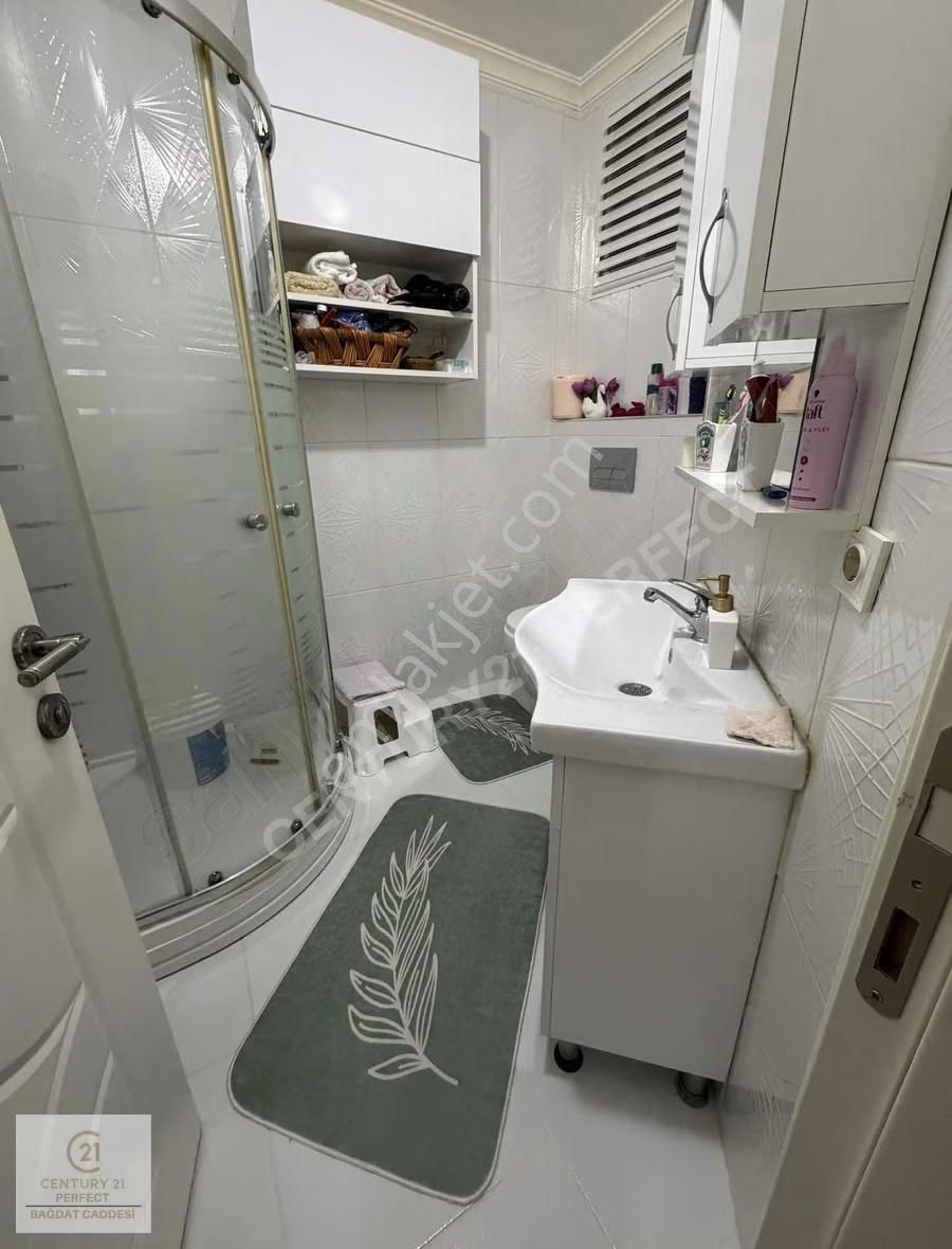 Esatpaşa'da Satılık 2+1 Bahçe Kullanımlı Ters Dubleks Daire - Görsel 3