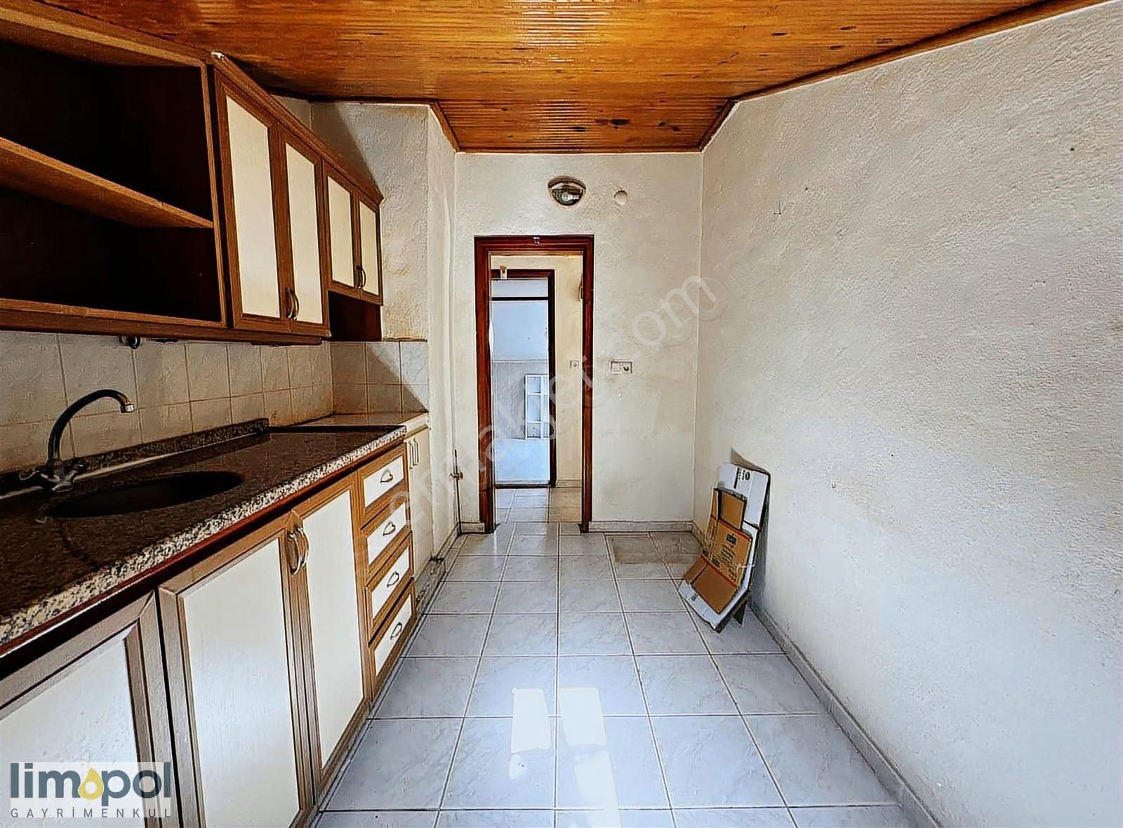 Tuzlada Sahile Yakın Eşyasız Kiralık Daire - Görsel 4
