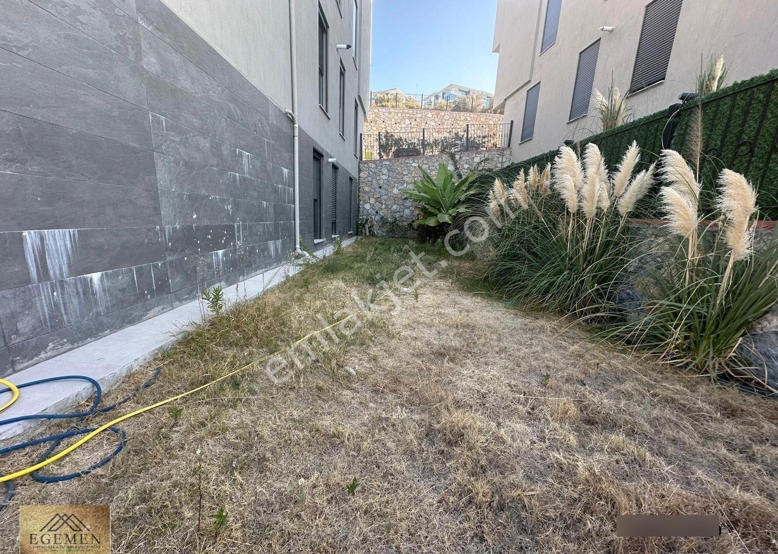 Kuşadası Değirmedere Mah. Bahçe Kullanımlı Satılık 2+1 Daire - Görsel 23