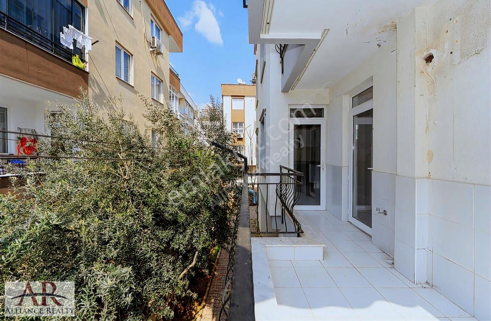 Park Ve Ana Cadde Cepheli Ayrı Mutfaklı 2+1 Arakat - Görsel 23