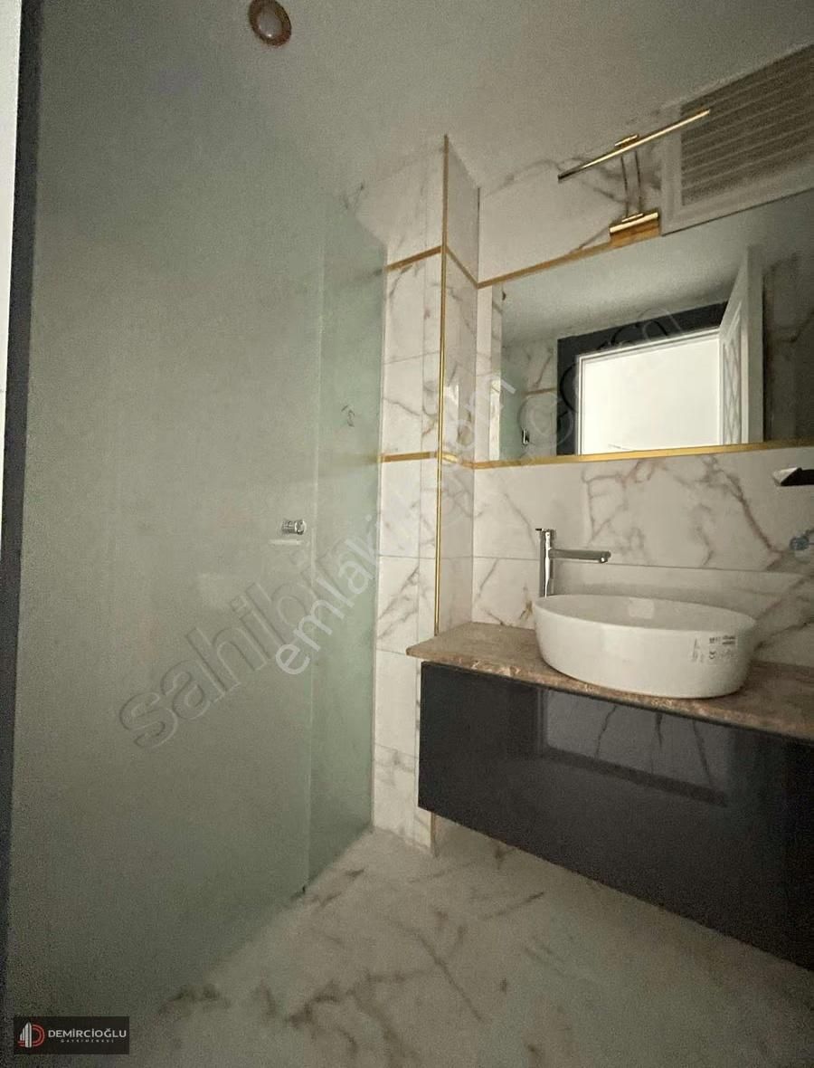 Cadde Üzerinde/4+1/çift Banyo/sıfır/oturuma Hazır/lüx Daire - Görsel 13